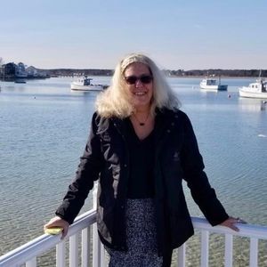 Meet your Posher, Cindy